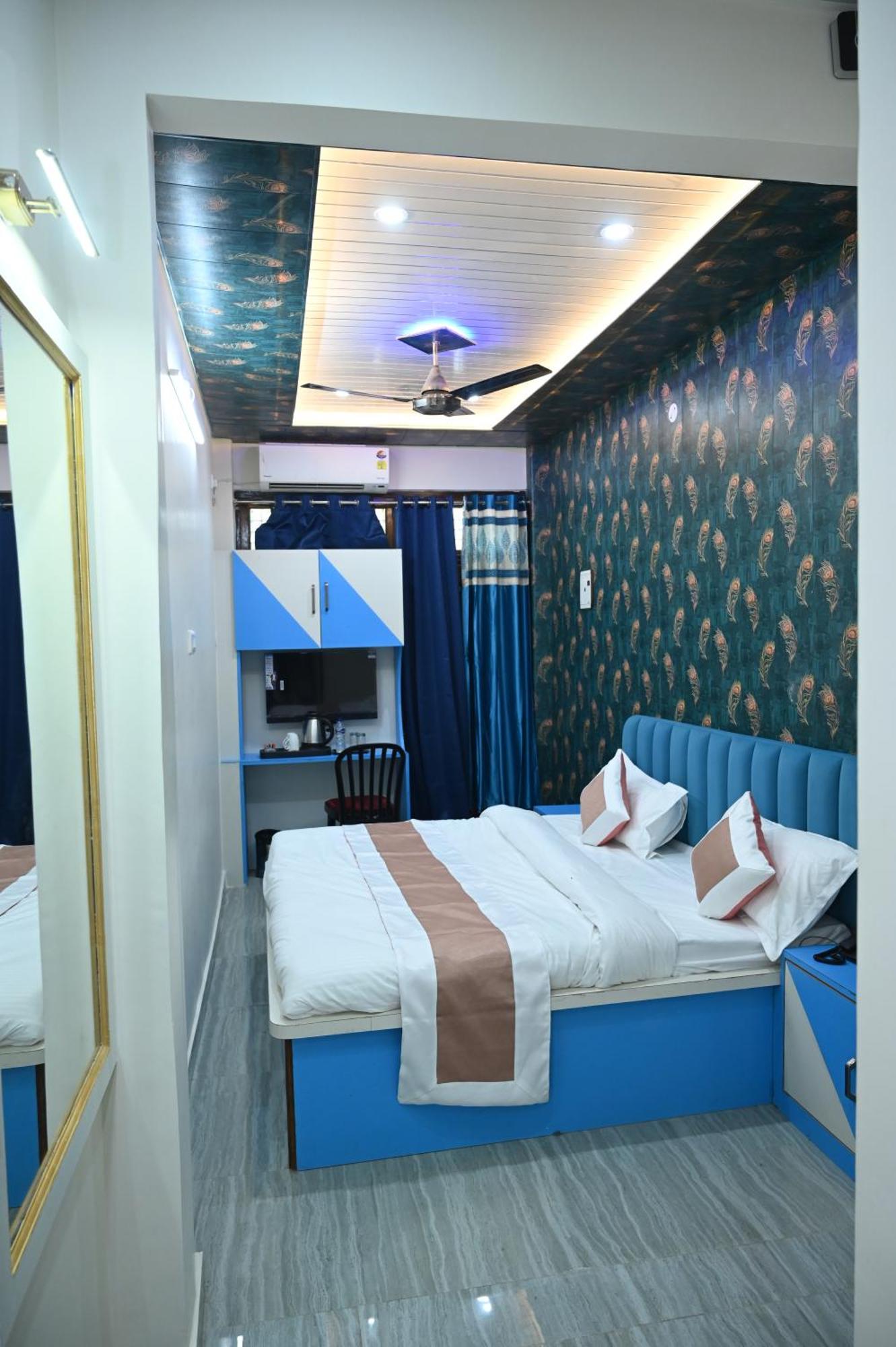 Sun High Stay Luxury Guest House 瓦拉纳西 外观 照片